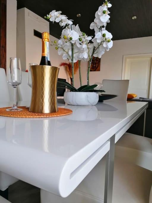 Suite Island Colmar Extérieur photo